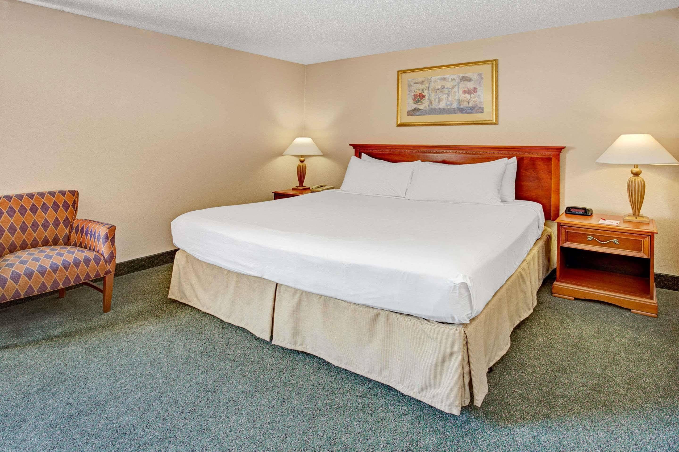Holiday Inn Indianapolis - Airport Area N By Ihg Exteriér fotografie