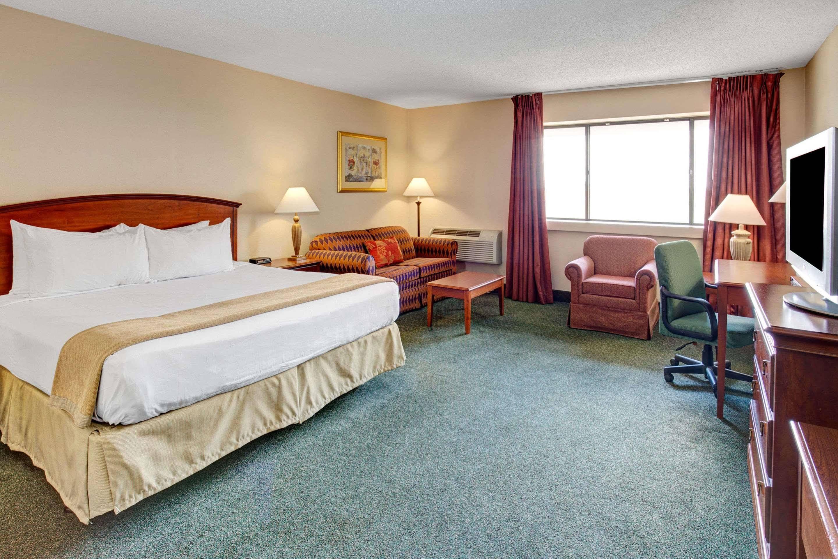 Holiday Inn Indianapolis - Airport Area N By Ihg Exteriér fotografie