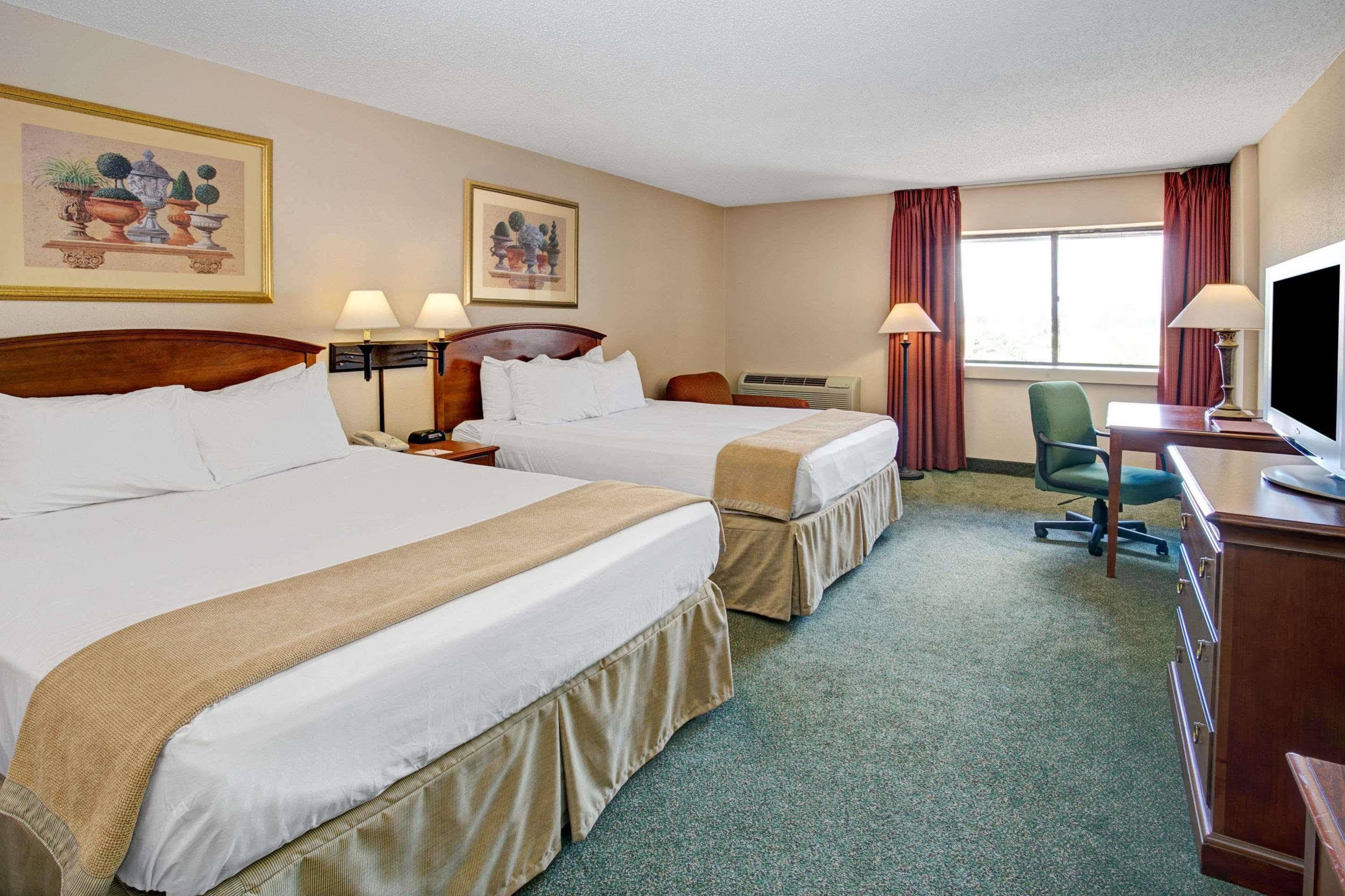 Holiday Inn Indianapolis - Airport Area N By Ihg Exteriér fotografie