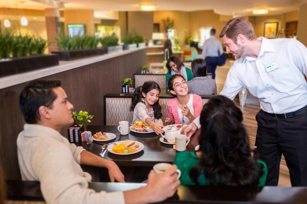 Holiday Inn Indianapolis - Airport Area N By Ihg Exteriér fotografie