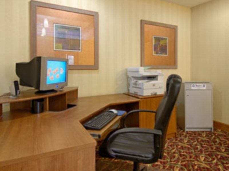 Holiday Inn Indianapolis - Airport Area N By Ihg Exteriér fotografie